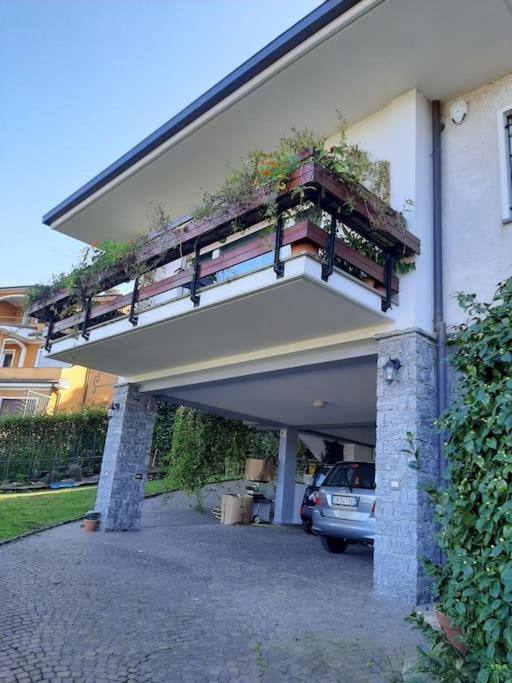 La Finestra Sul Lago - In Villa Con Vista E Posto Auto Coperto ストレーザ エクステリア 写真